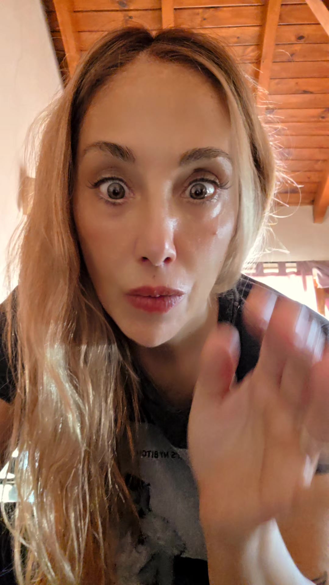 @ariana