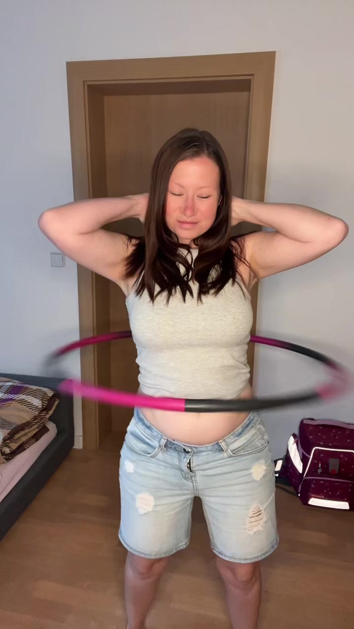 @H0n3y