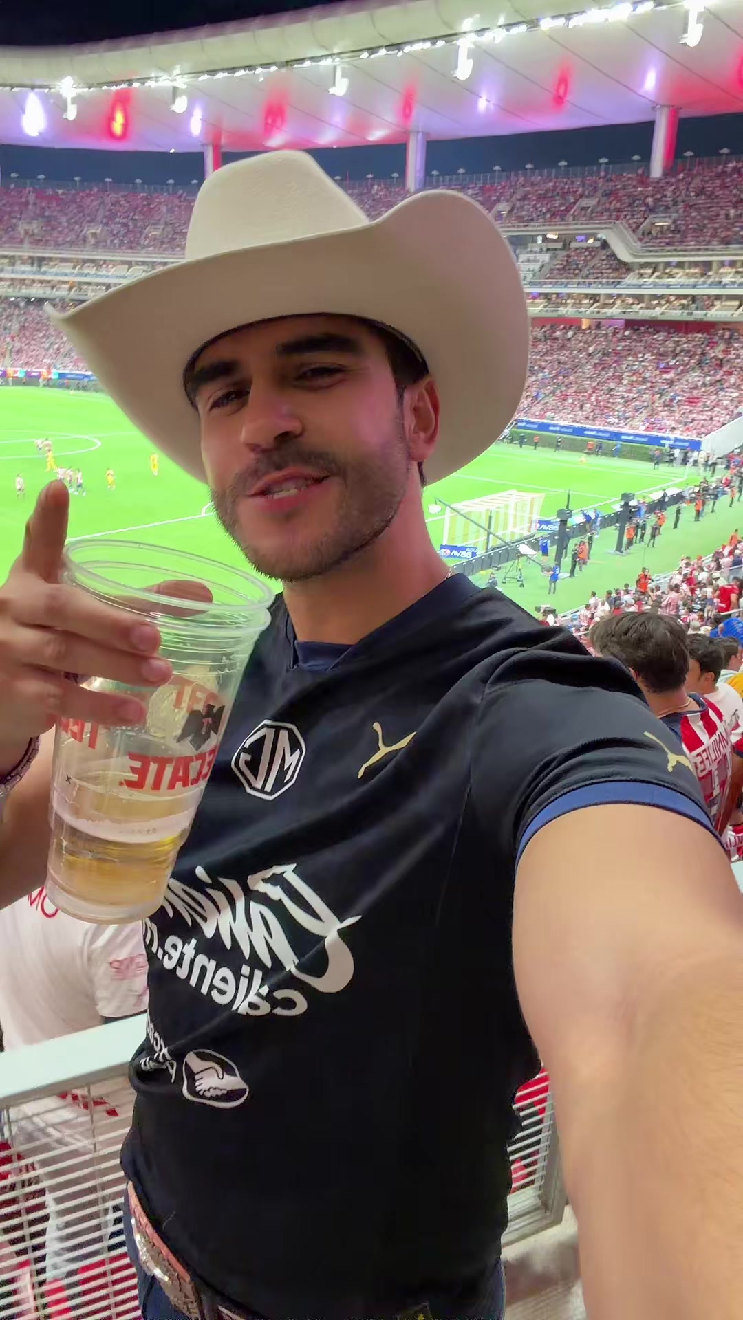 @César Quezada🤠