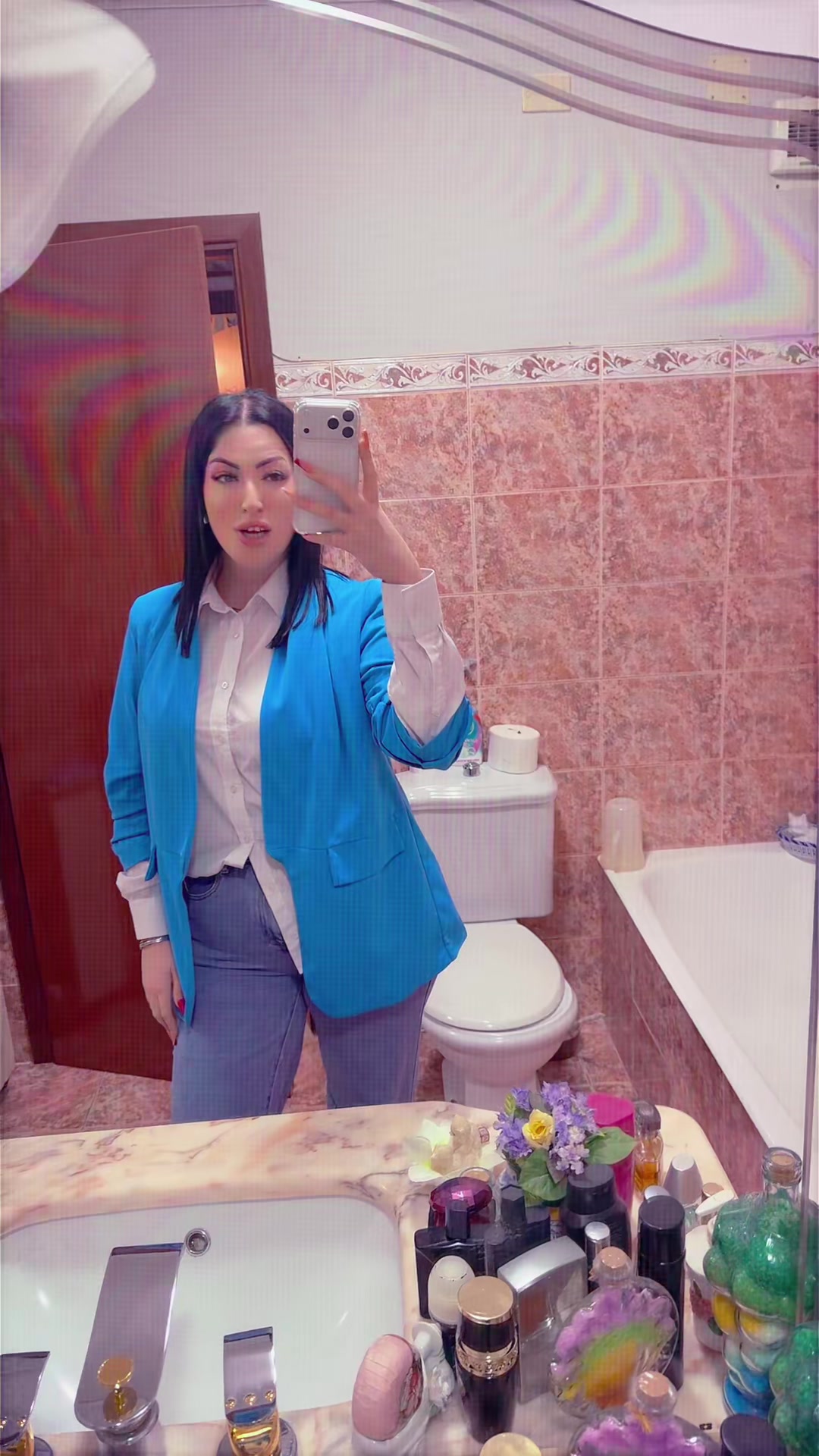 @L.B🎀🖤
