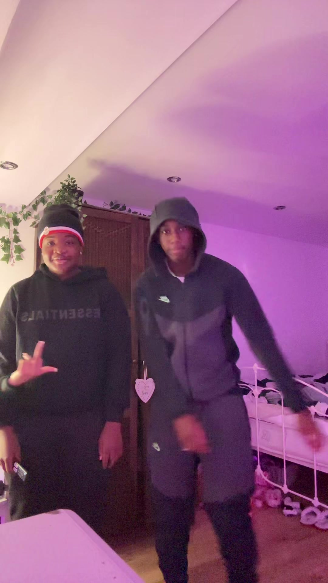 @Sevz™️