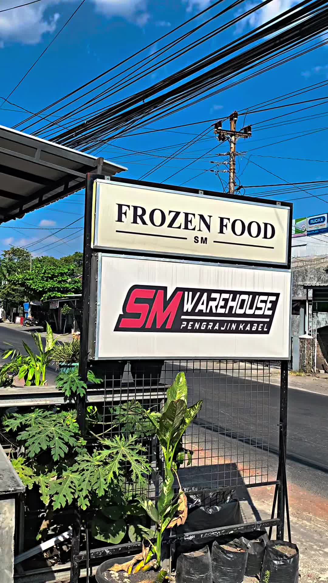 @SM Warehouse