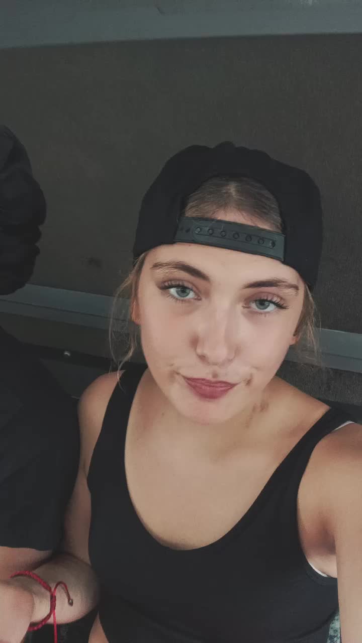 @lolamae