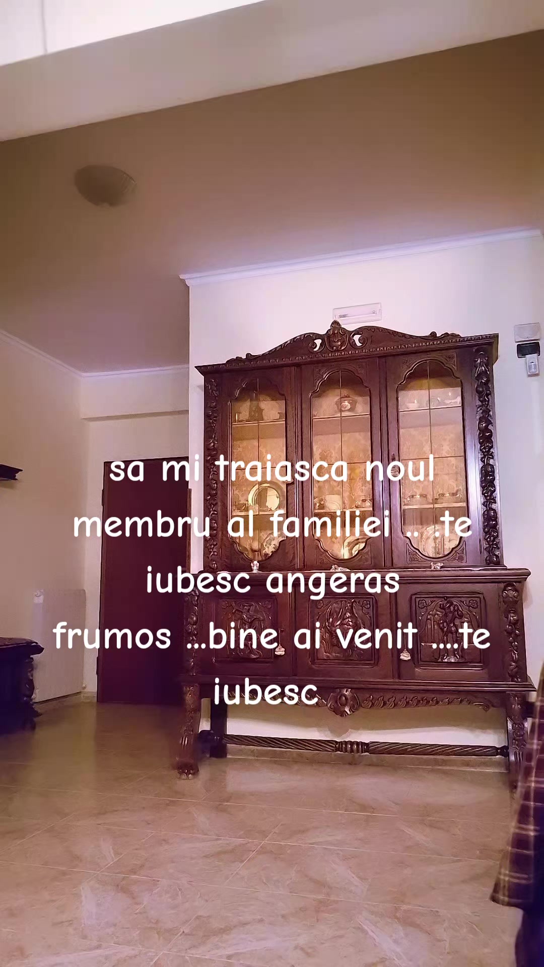 @GIULLIA FATA DE LA IA IASI