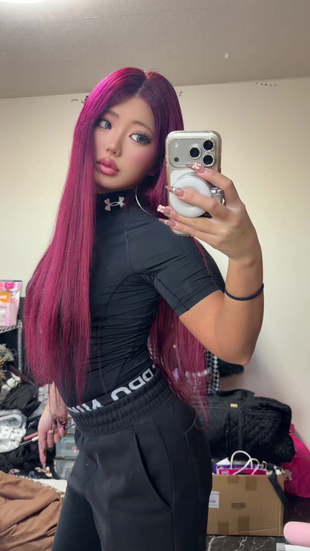 @ルナ
