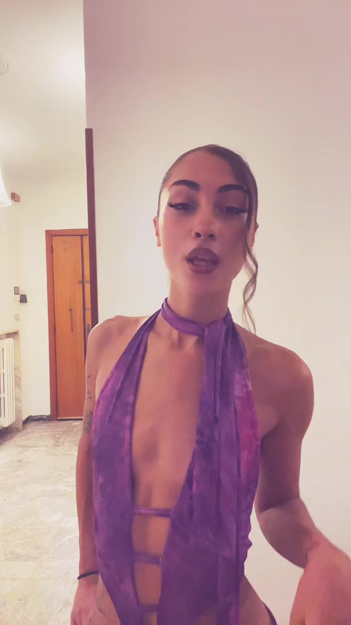 @_rebeccavena
