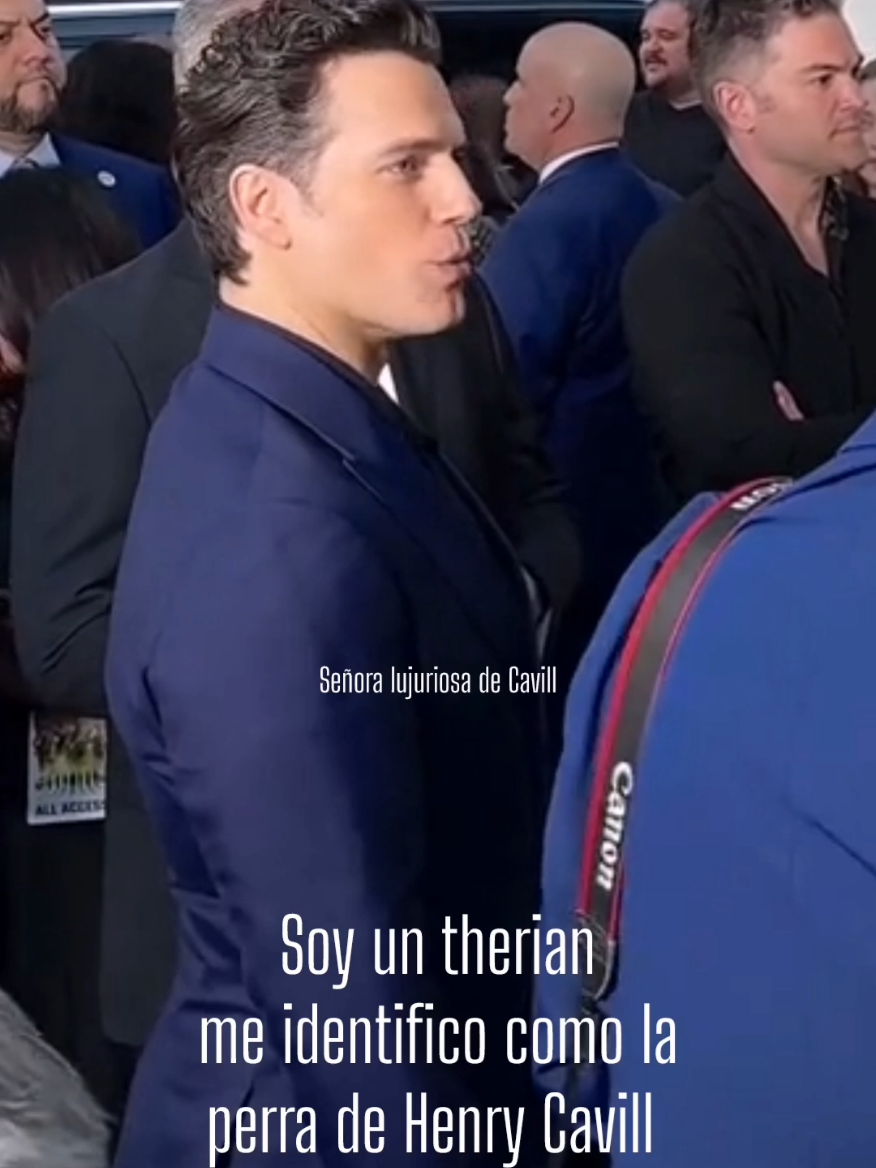 @Señora lujuriosa de Cavill