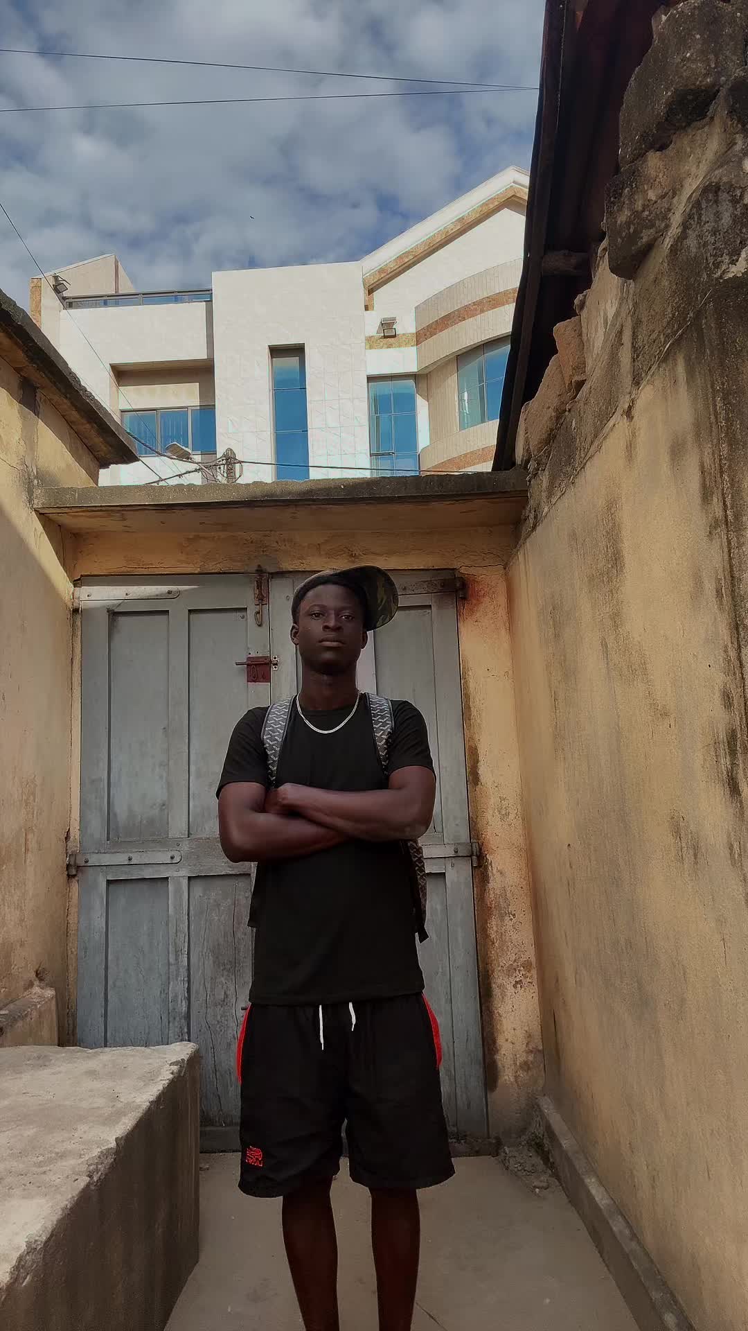 @LA MANO DU 229🚫🦵🏾