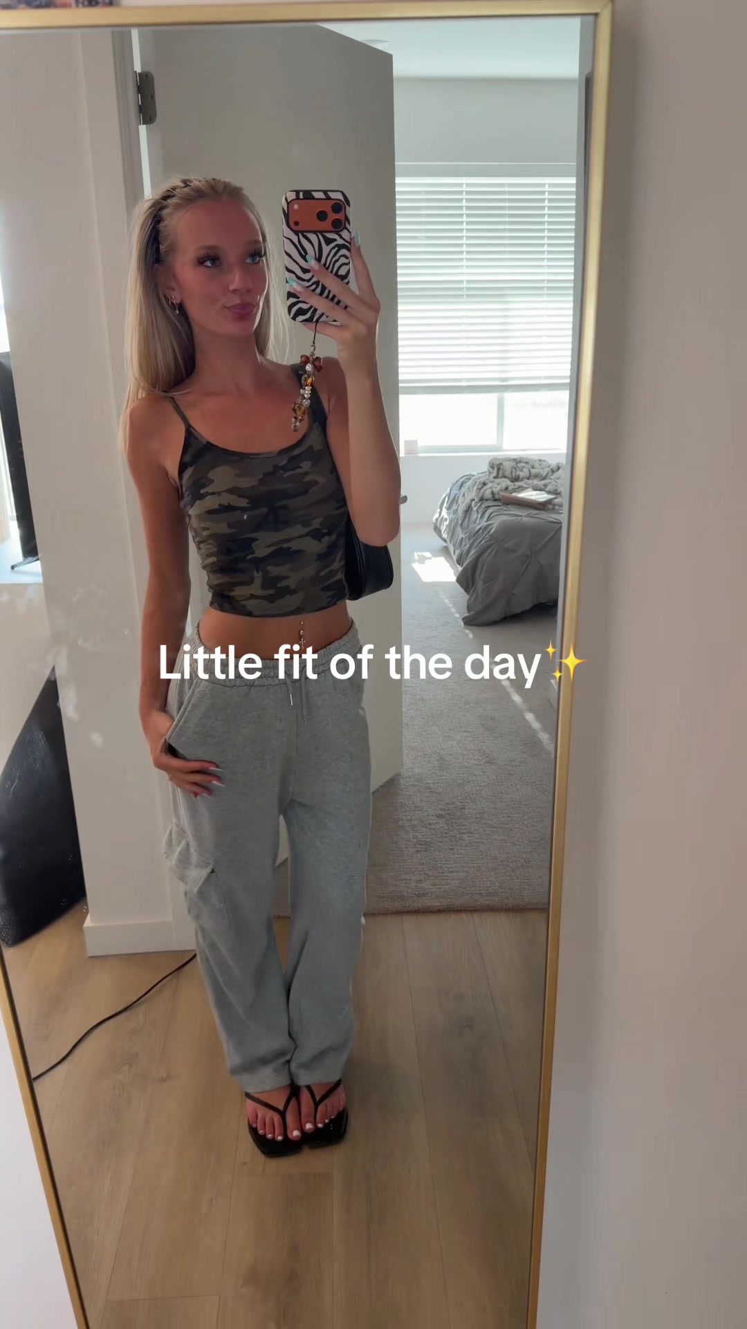 @hayhay