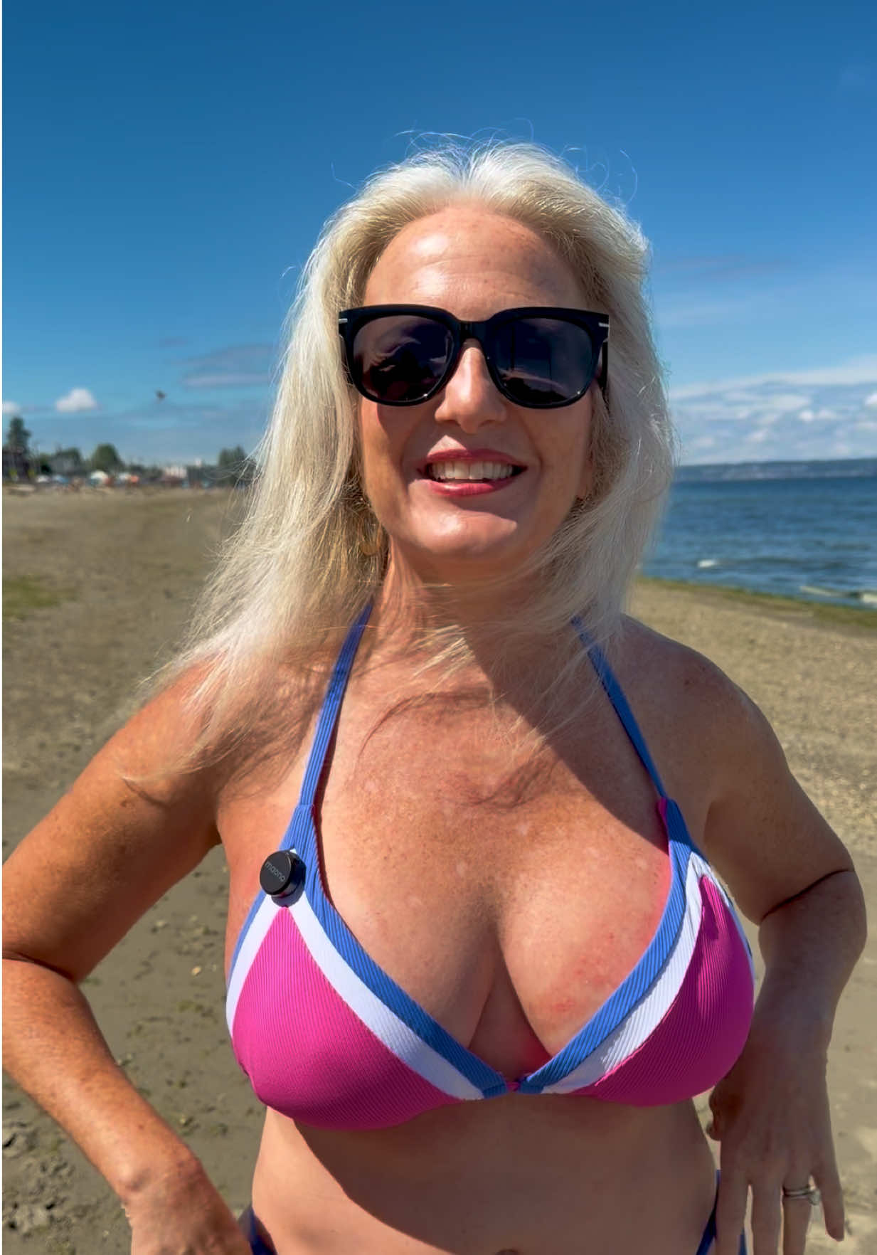 @bombshellnurseofficial