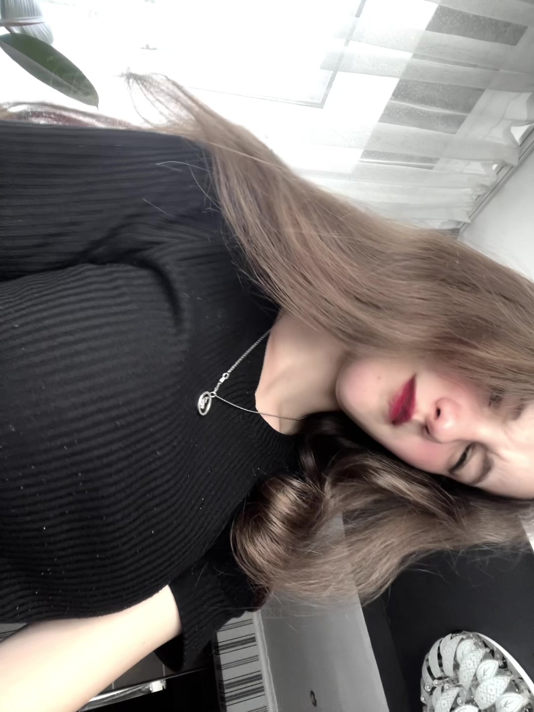 @Аника✨