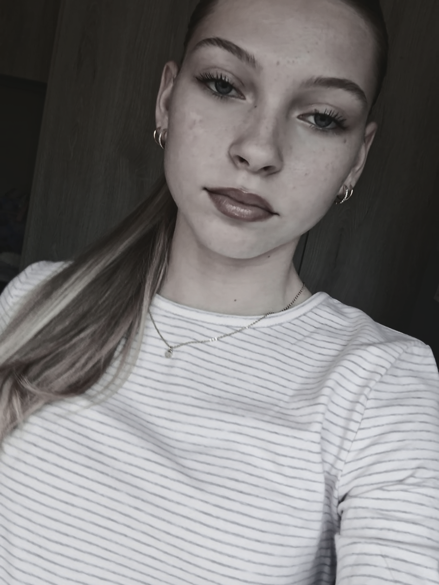 @R🔅x y L