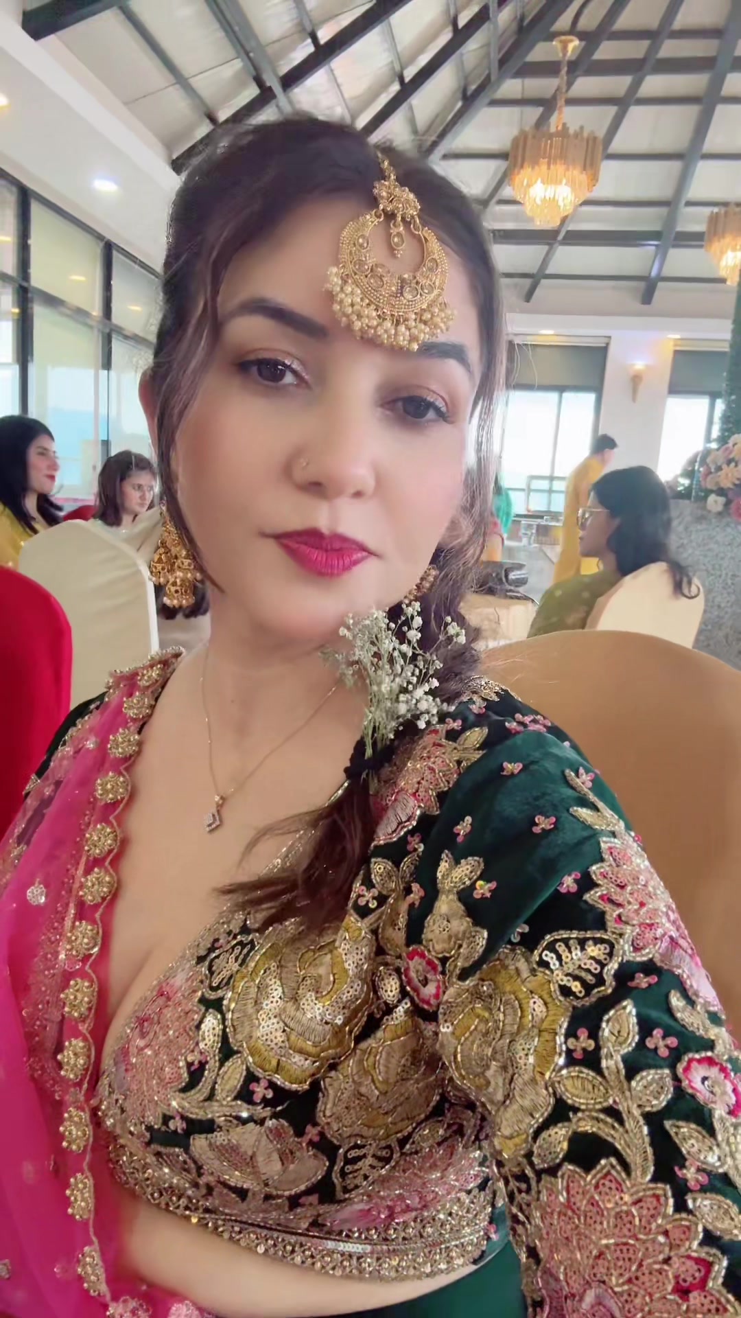 @pooja🥀