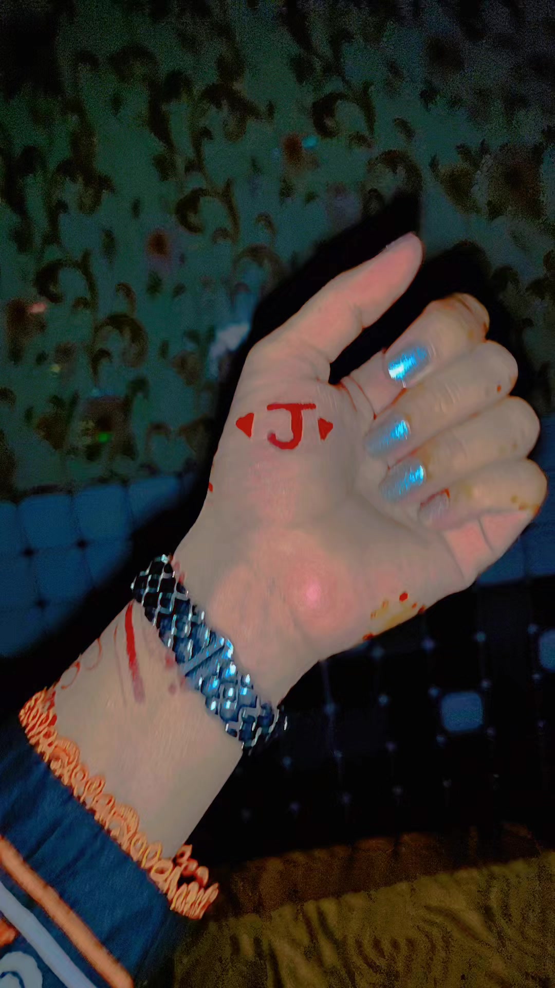 @Zehra