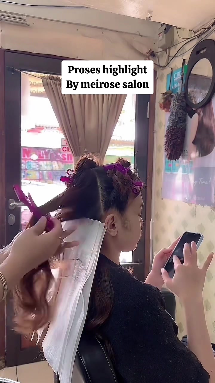 @Salon Meirose