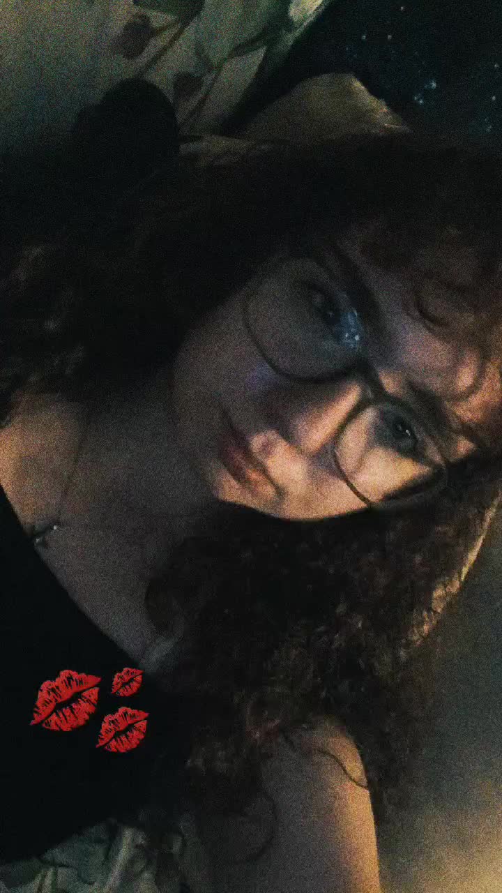 @🥀
