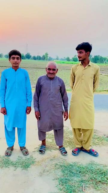 @😎MhaR Sadaqat SiPrA 😎