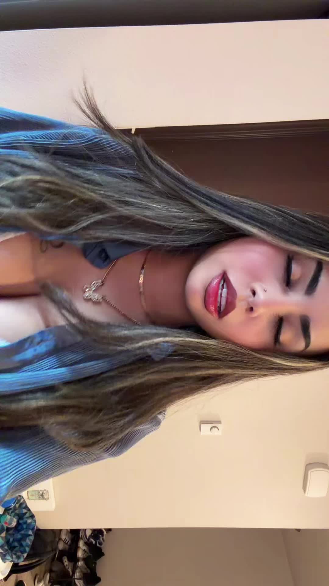 @Leylani