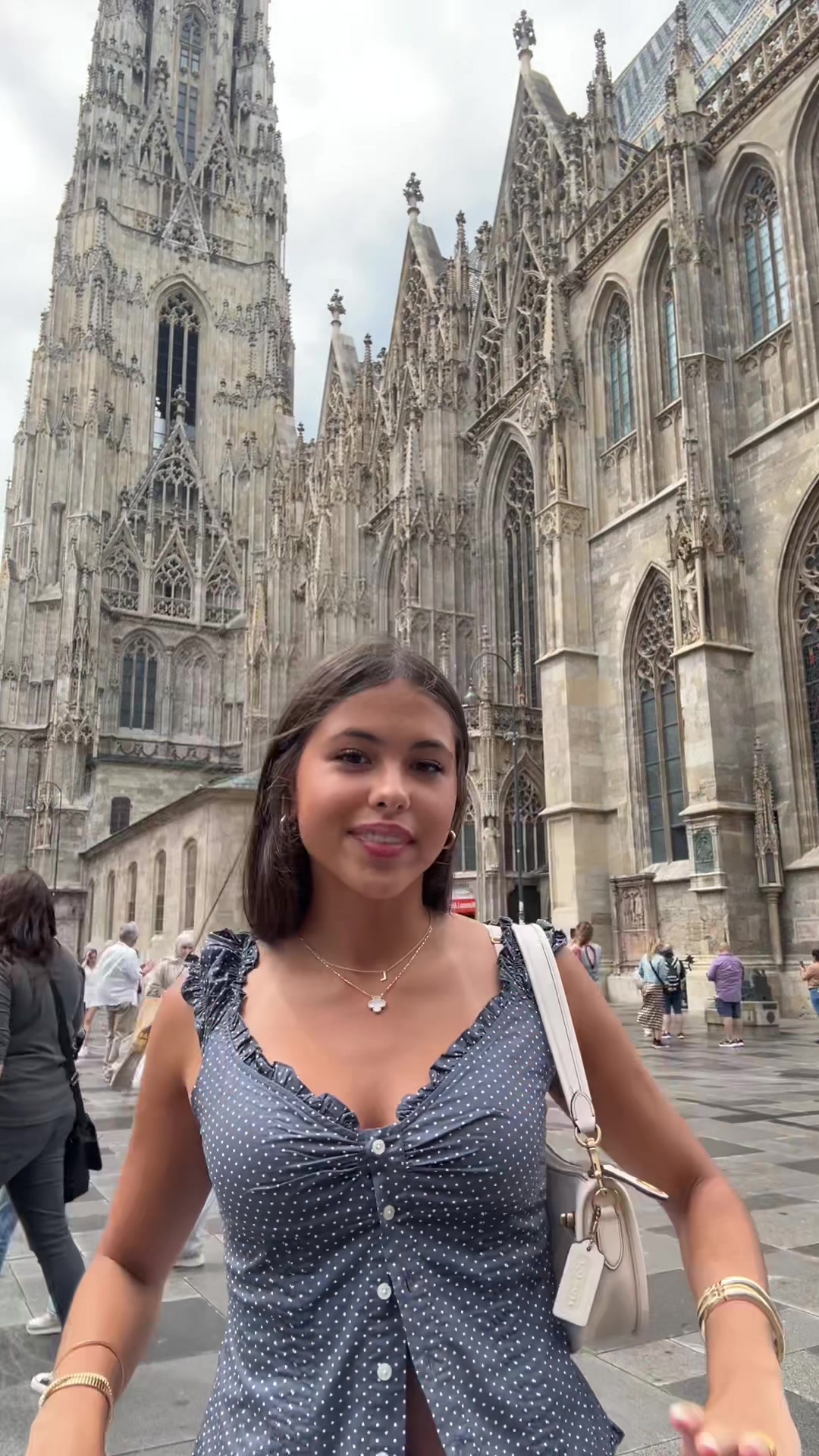 @Sophia