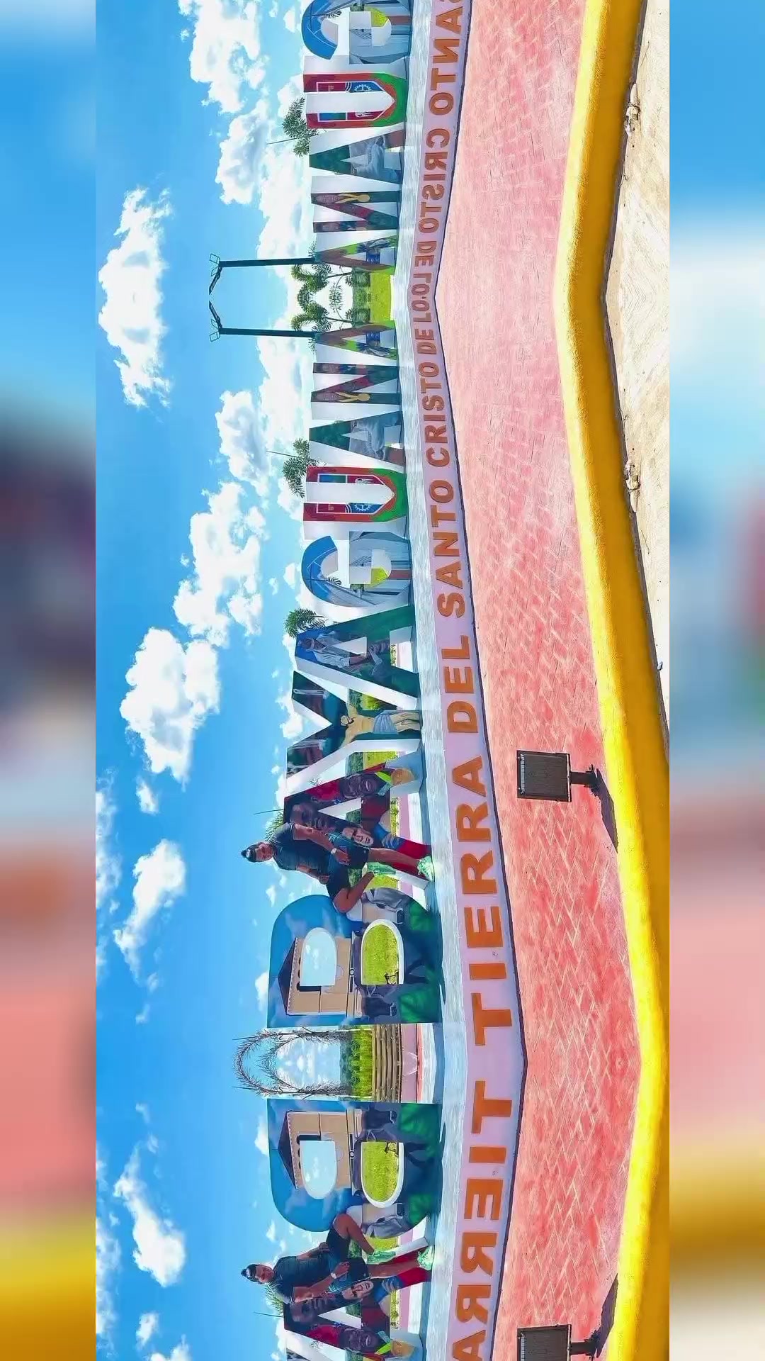 @familytourss