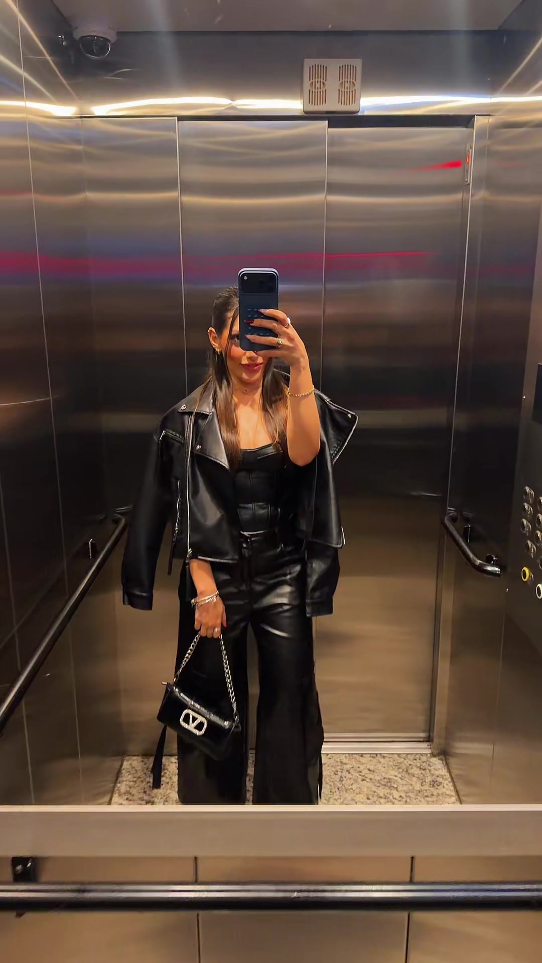 @Rafaela Balalaika