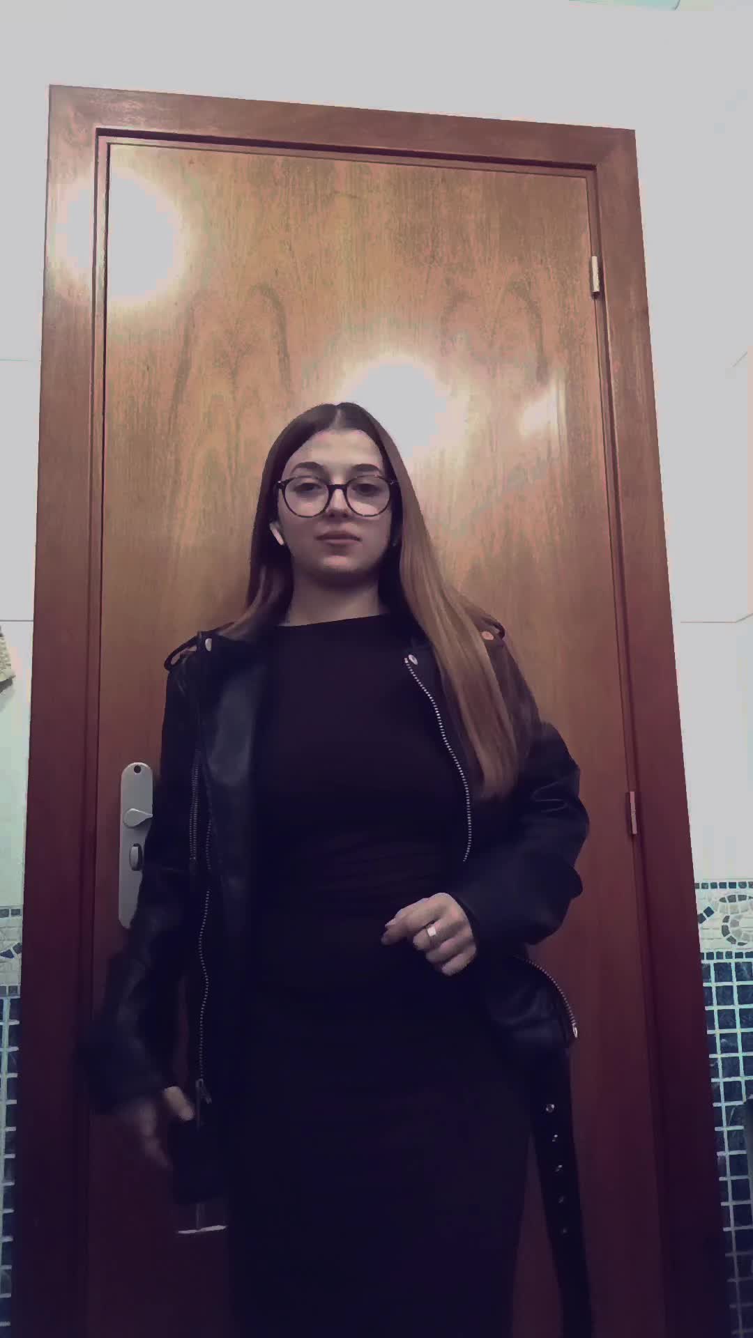 @Erika_25