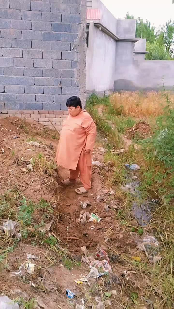 @Chota Khan Baba