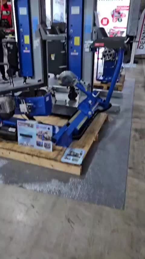 @Howden Tools & GarageEquipment