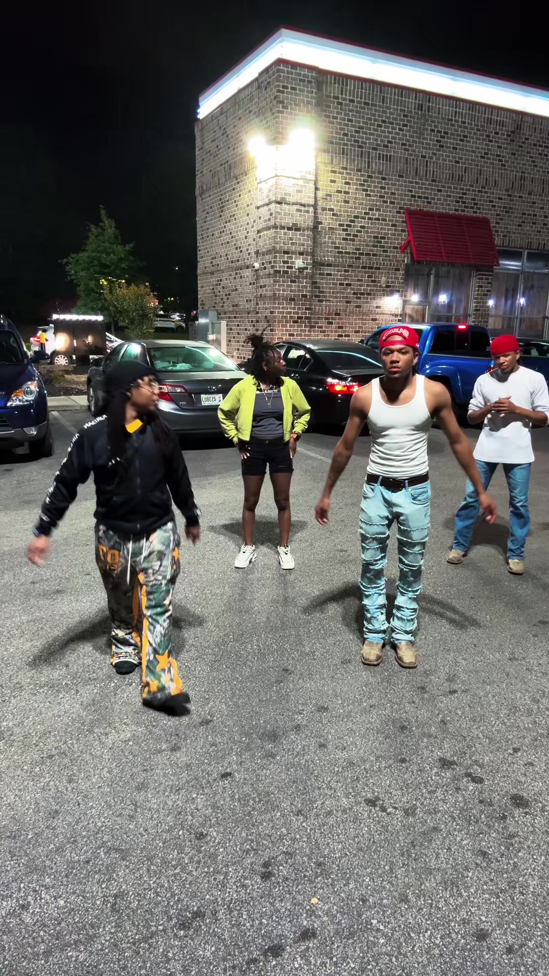 @Ghettotwins_