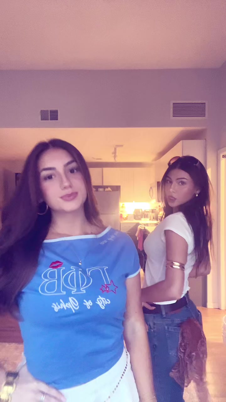 @Giana_Marie_9