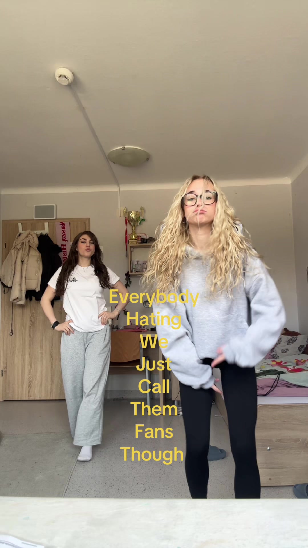 @Juliett🫠