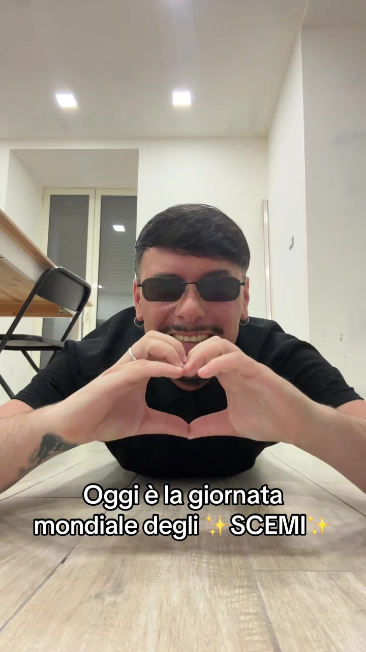 @EMANUELE PINGU ๐ง