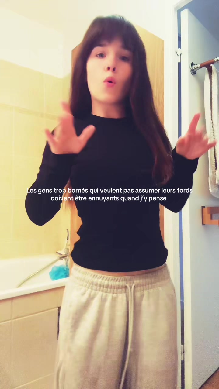 @Jos3phine👯&zwj;♀️