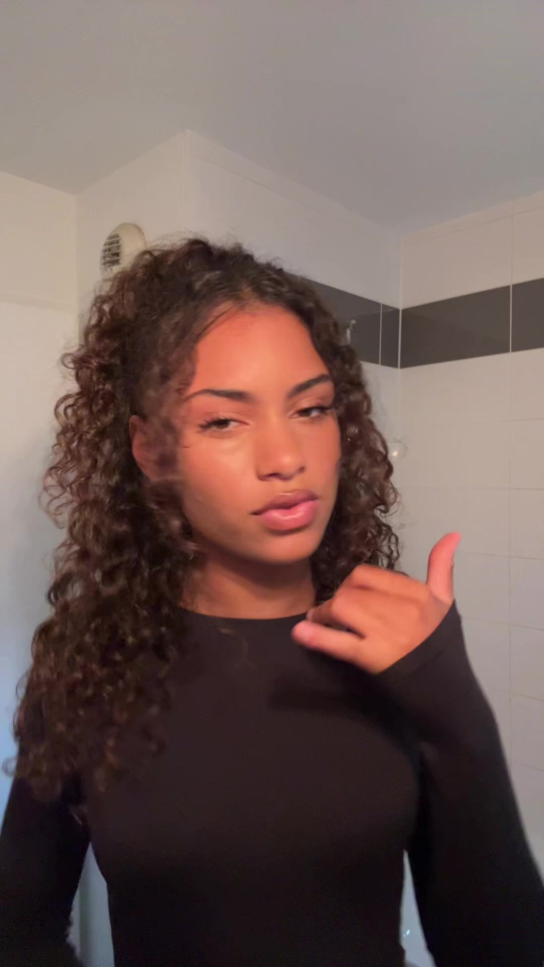 @J’