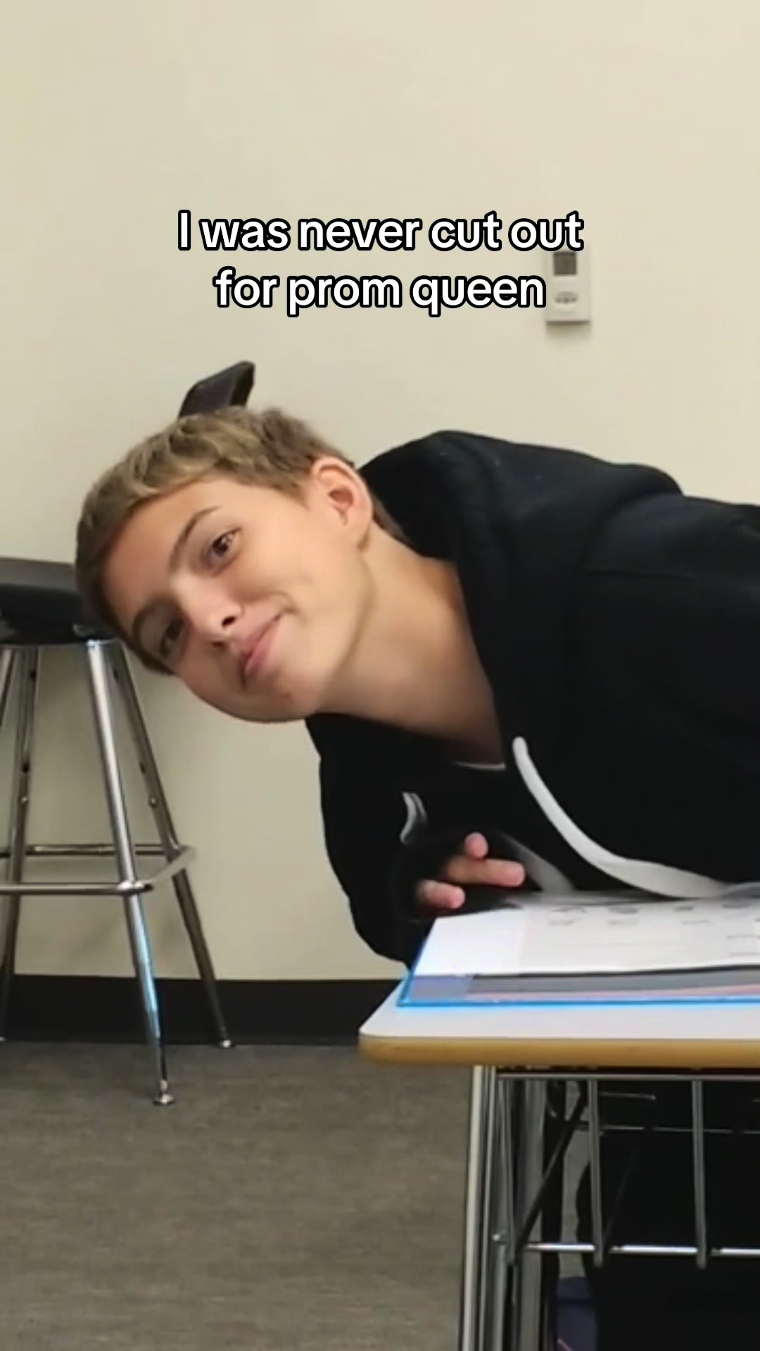 @Kj