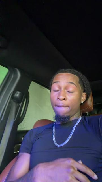 @sofamousjay_