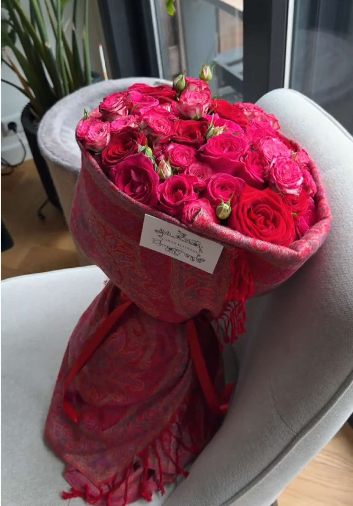 @Lara&rsquo;s Flowers