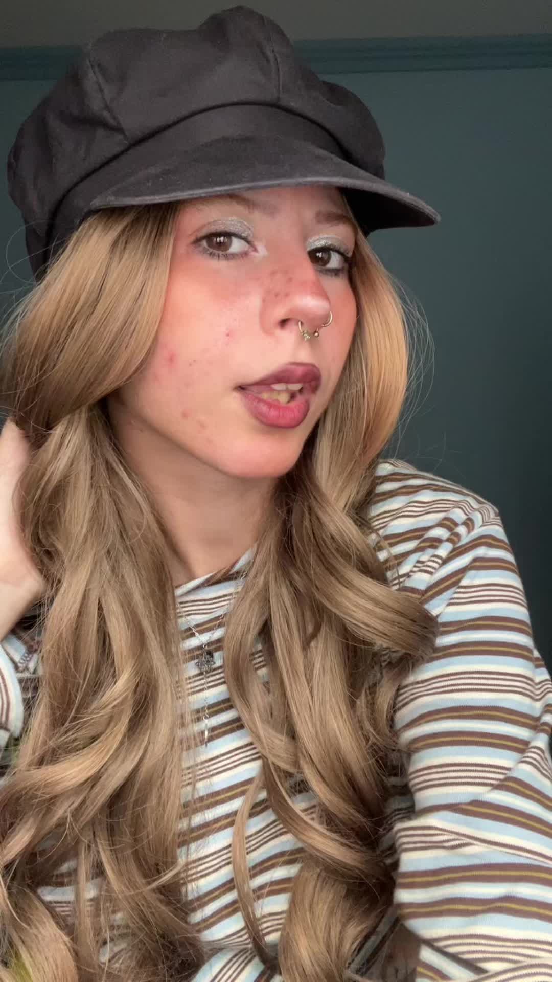 @KXNICA