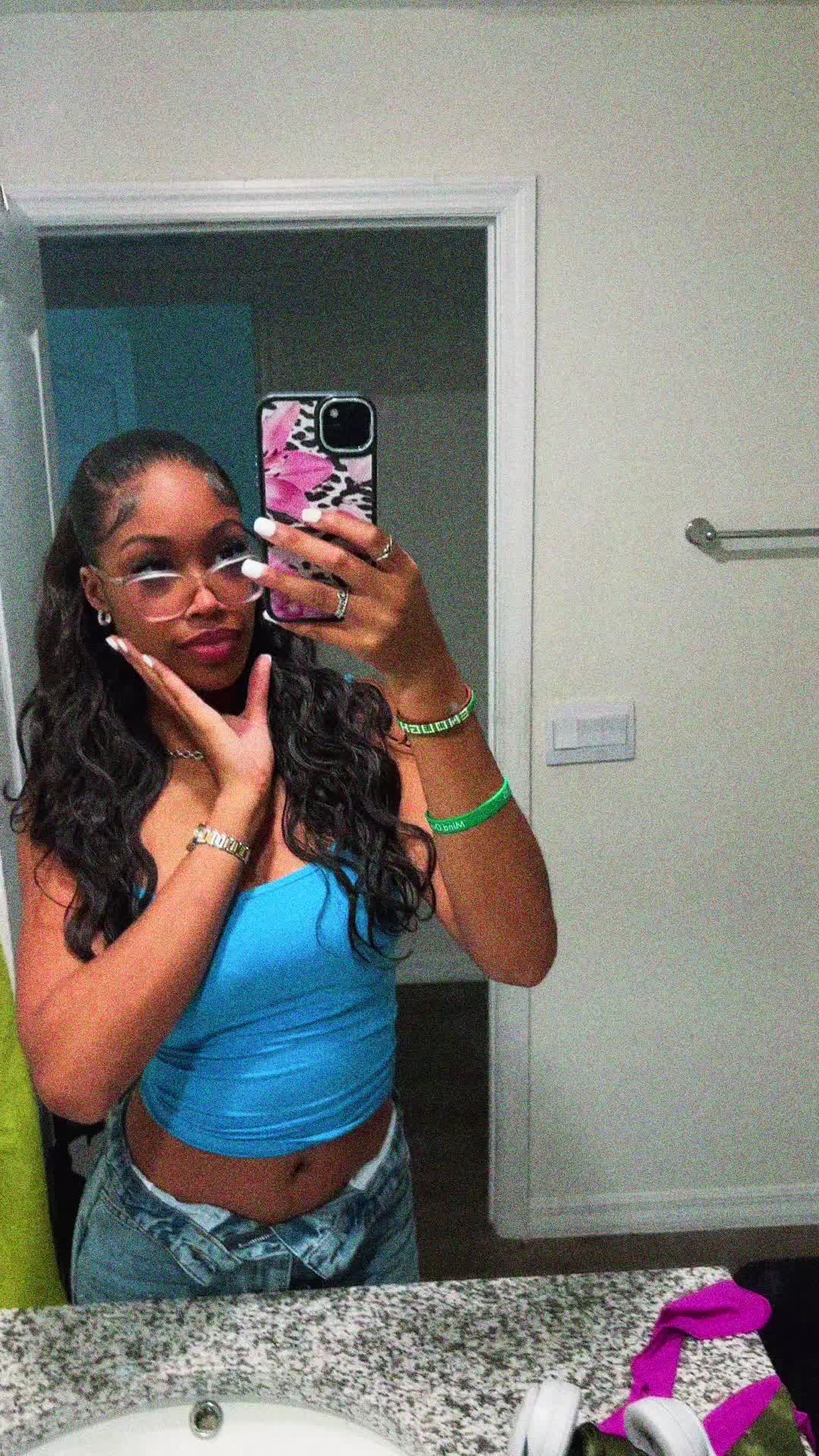@Brie Nicole 🫧🦋