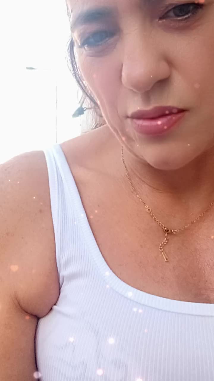 @maria 💗💗👈