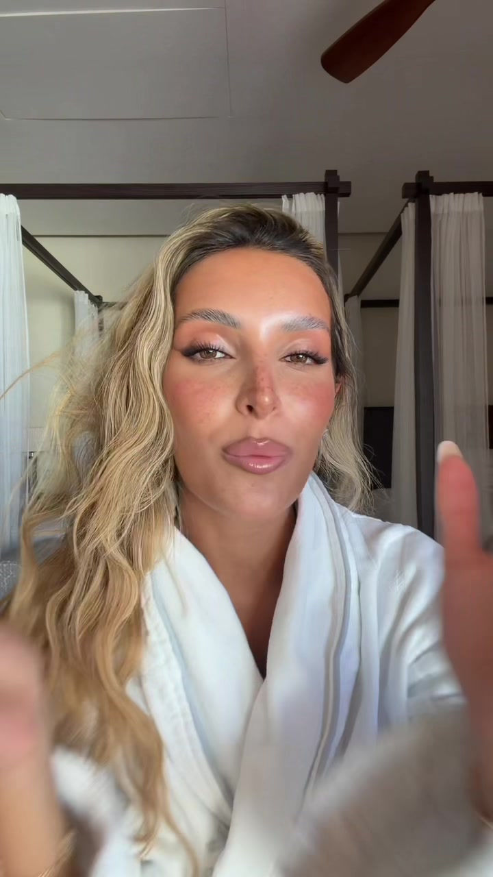 @Corinne Pino