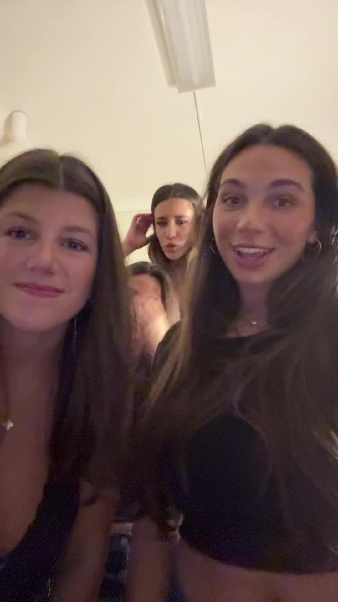 @lillyvenezia17