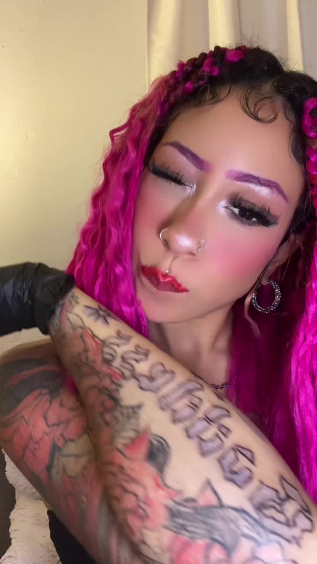 @Goddess Kaos🩸🩰