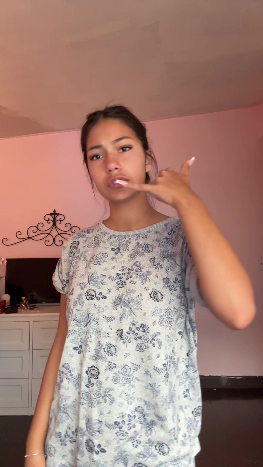 @bella🦄