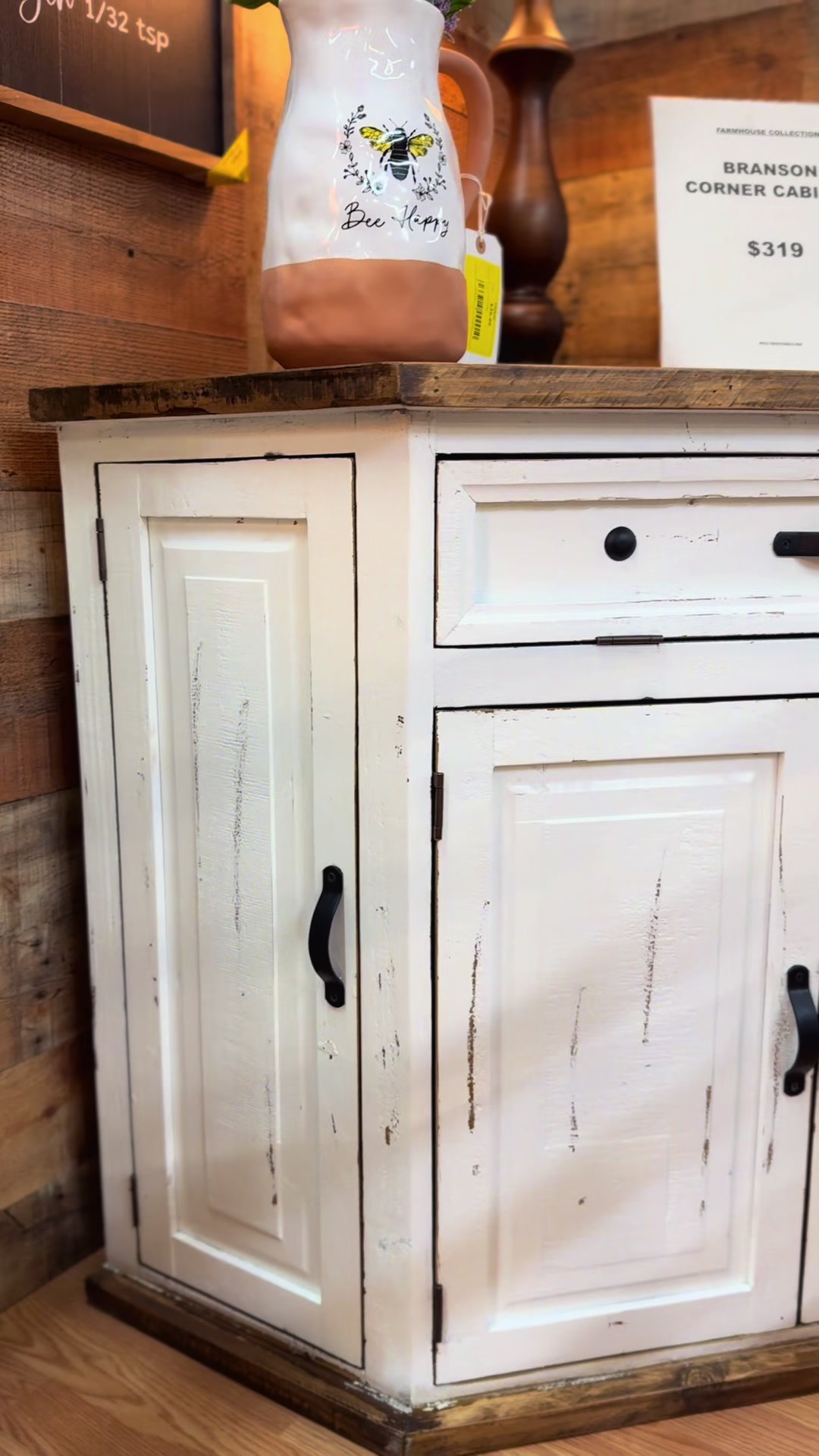 @RusticFurnitureDepot