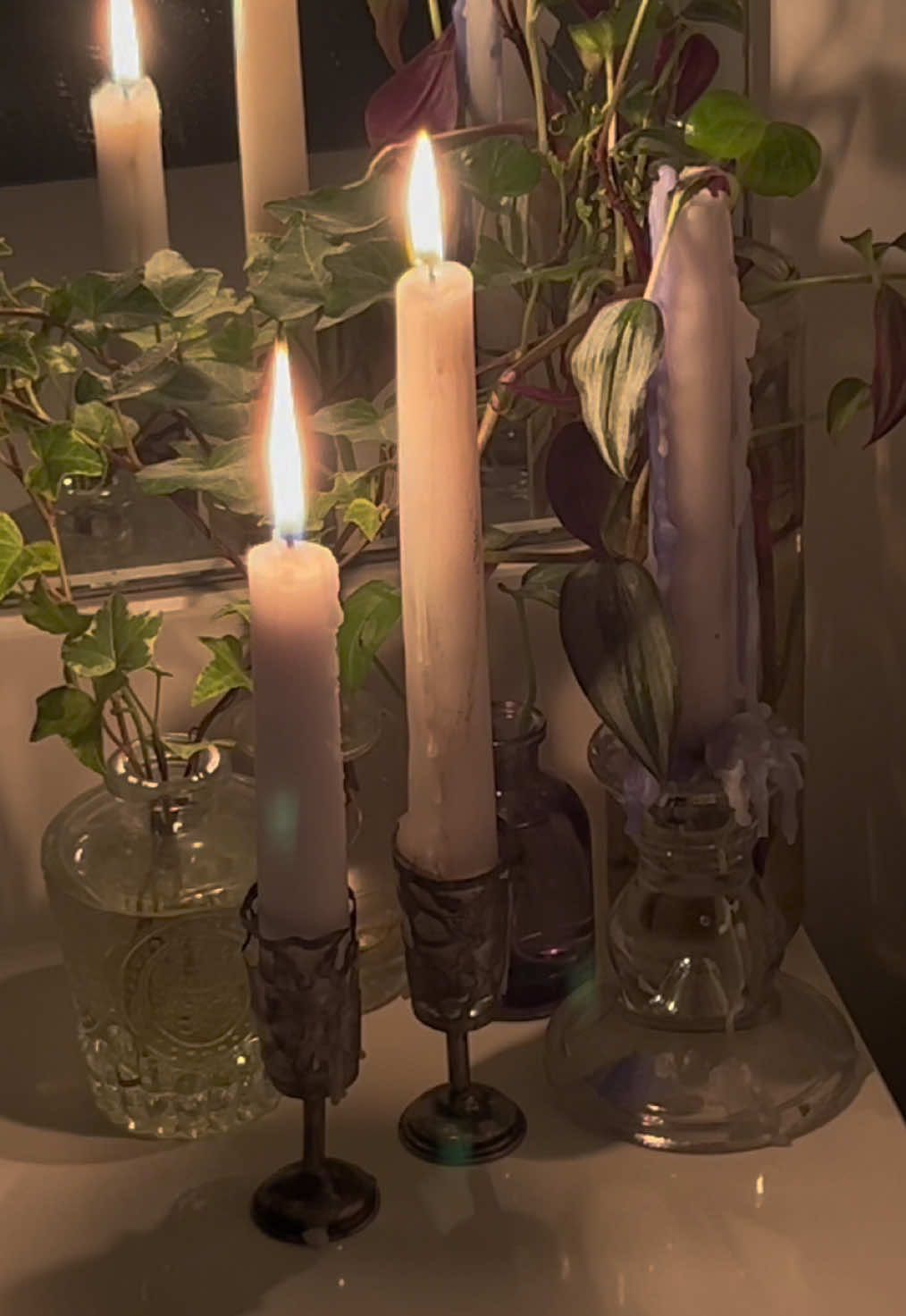 @candlecountess