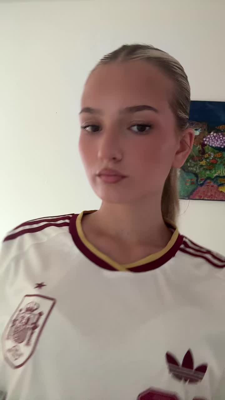 @Ema🇦🇱