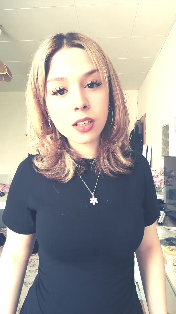 @elisa naz