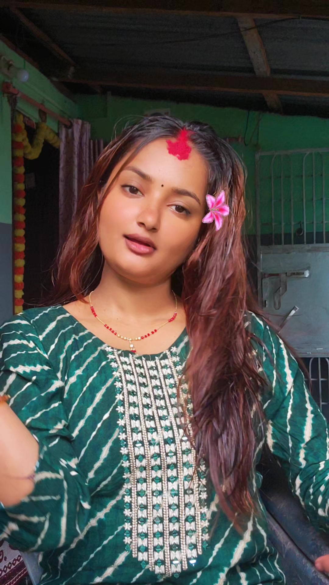 @Aaisa Adhikary 💫