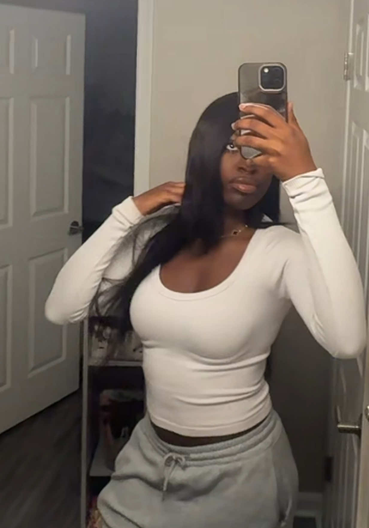 @VENESSA